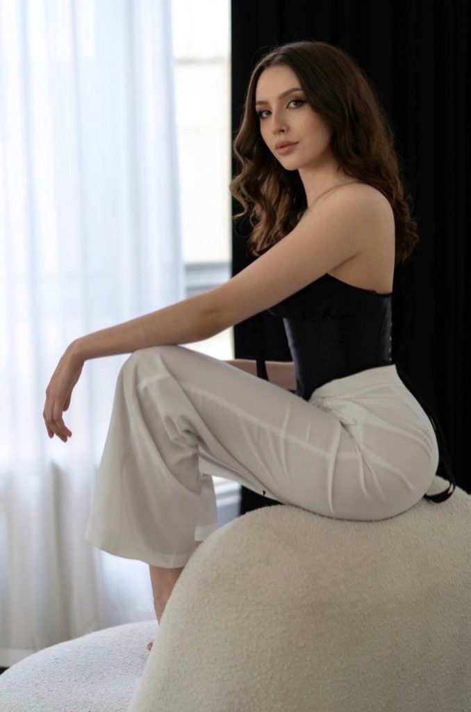 Эскорт модель Светлана