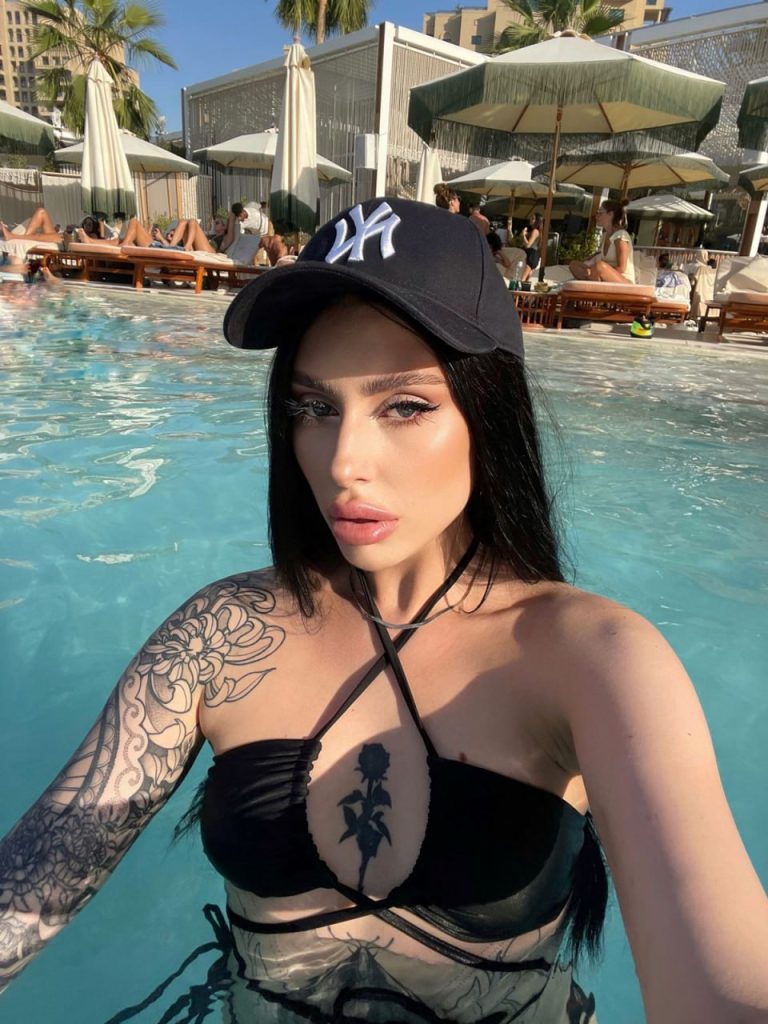 Эскорт модель Юлия в Москве