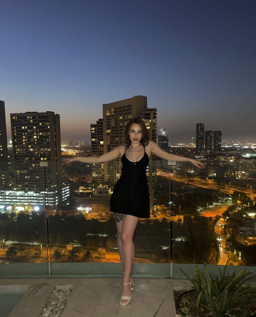 Эскорт модель Юля