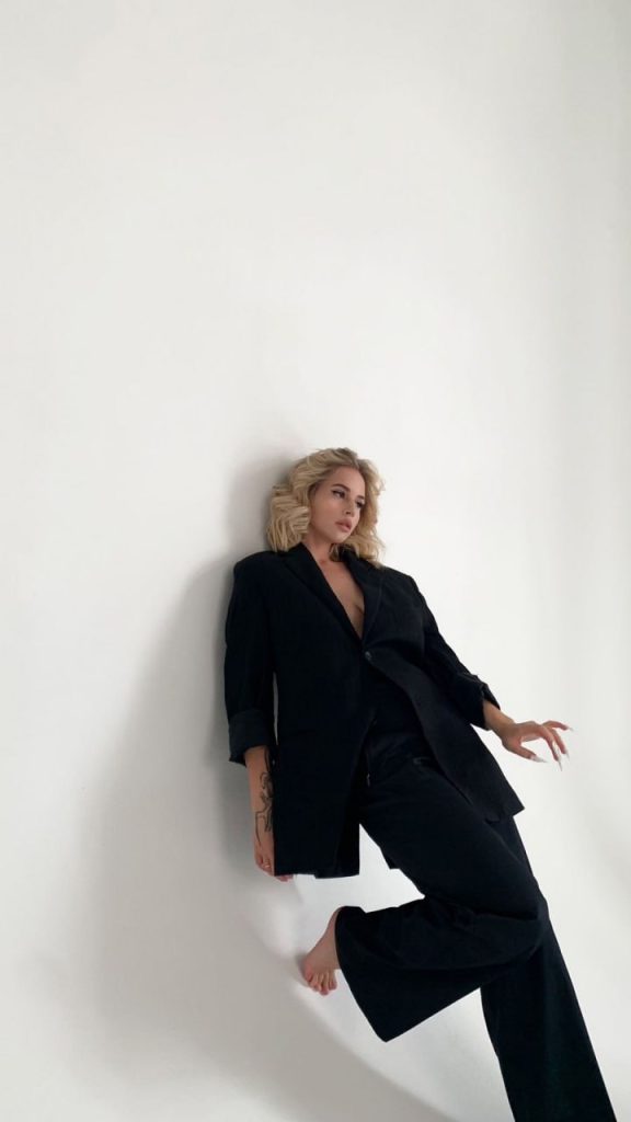 Эскорт модель Амелия