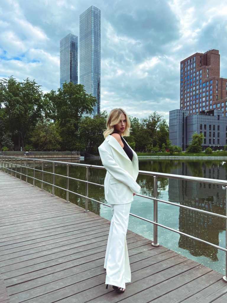 Эскорт модель Амелия в Москве