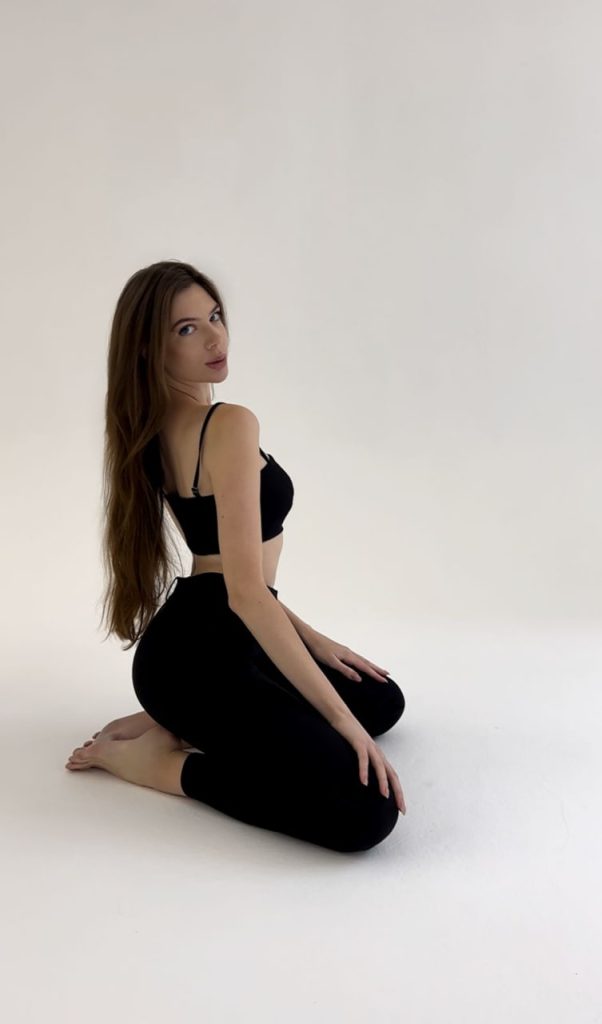 Эскорт модель Елизавета