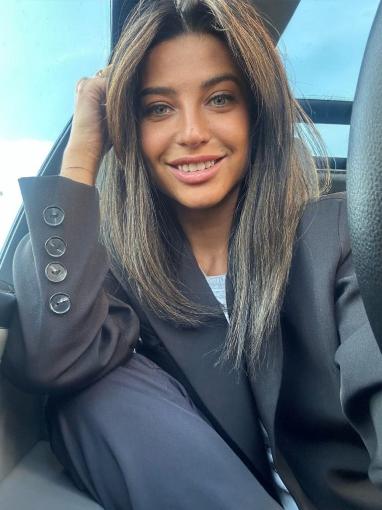 Эскорт модель Майф