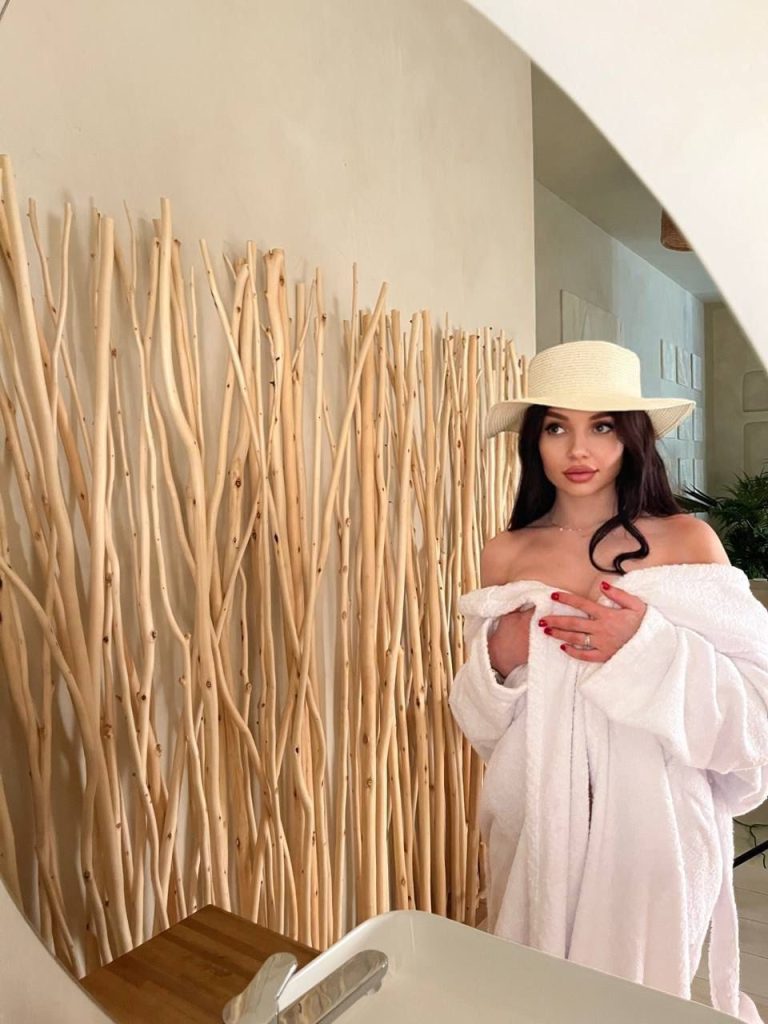 Эскорт модель Мария в Москве