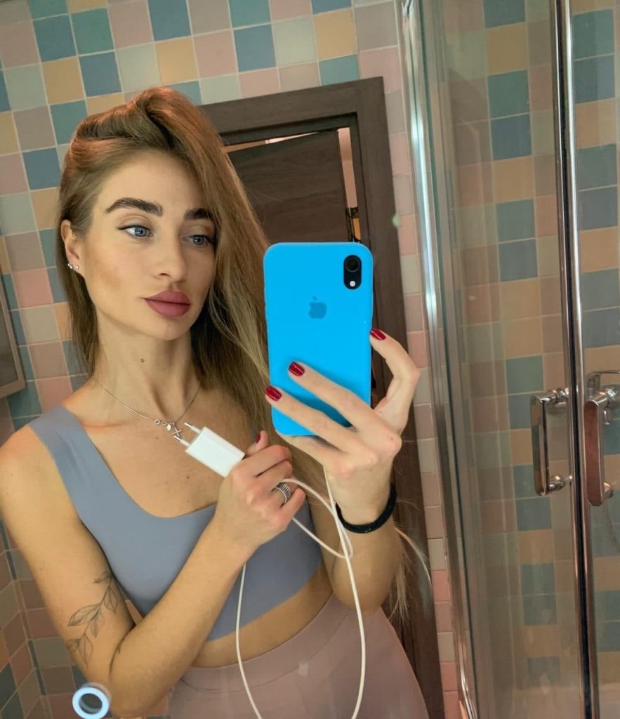 Эскортница Надин в Москве