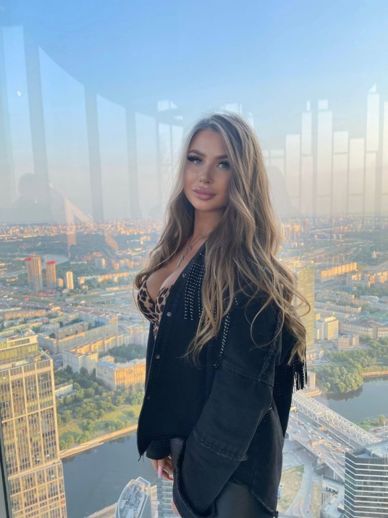 Эскортница Алена в Москве