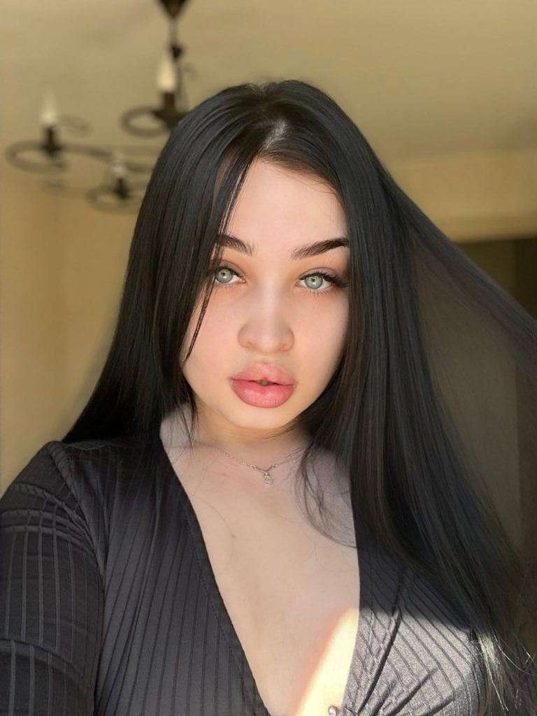 Эскортница Лия