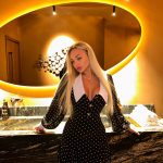 Эскортница Кира