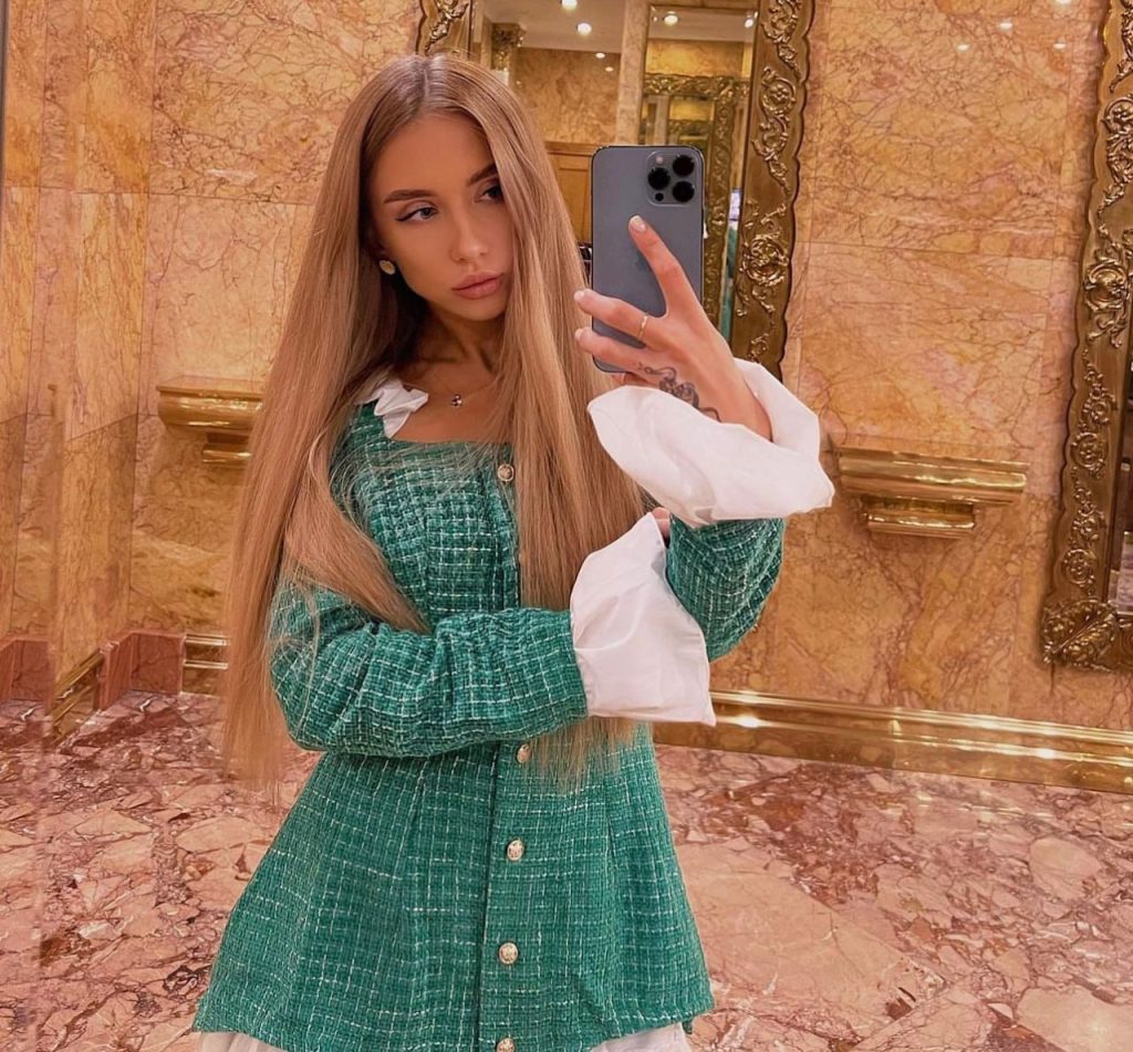 Эскортница Мэри в Москве