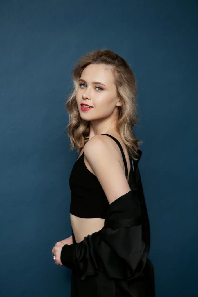 Эскортница Лолита в Москве