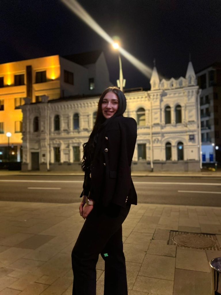 Эскортница Тамила в Москве