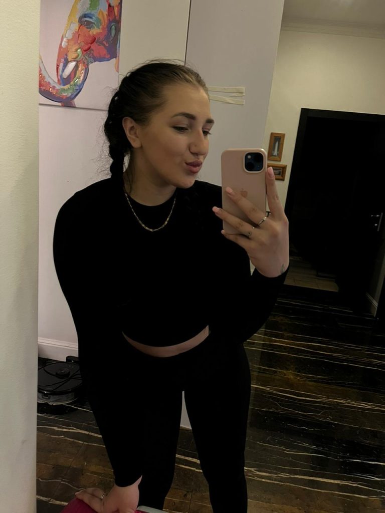 Эскорт модель Тамила