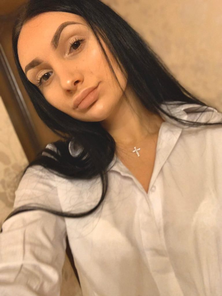 Эскортница Дарина в Москве