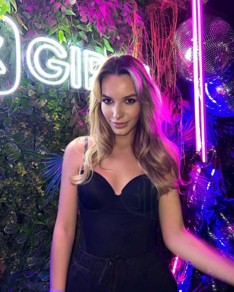 Премиум модель Каринэ