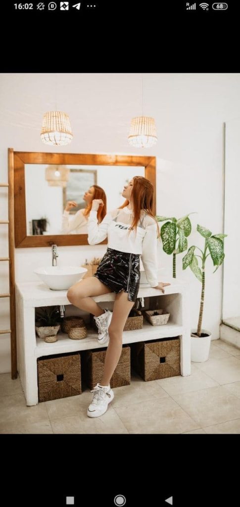 Эскортница Рокси в Москве