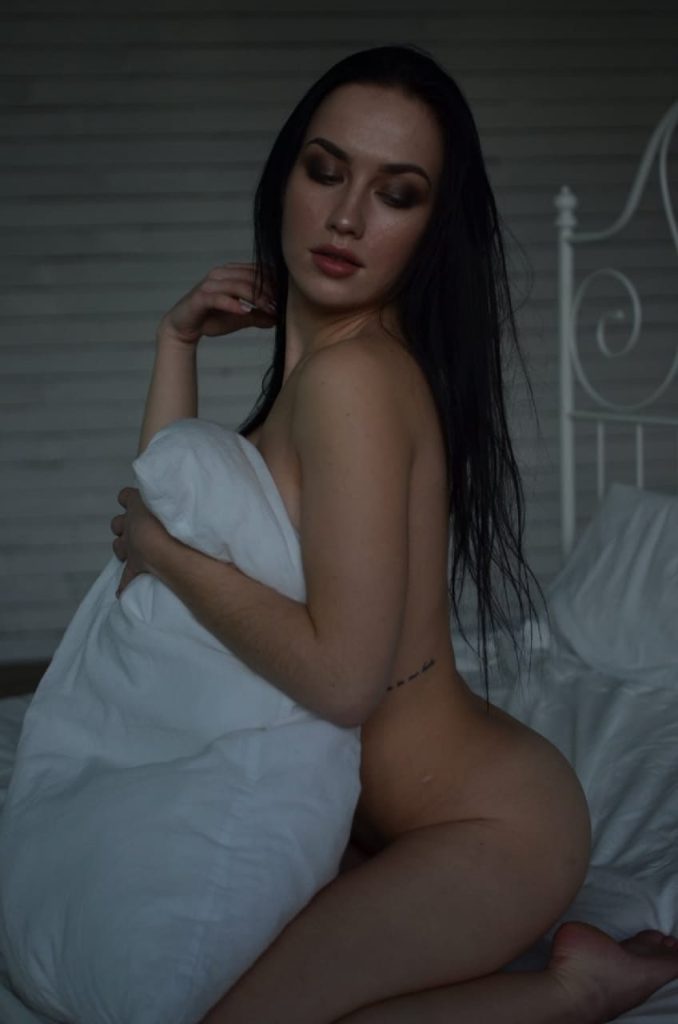 Эскорт модель Камилла в Москве