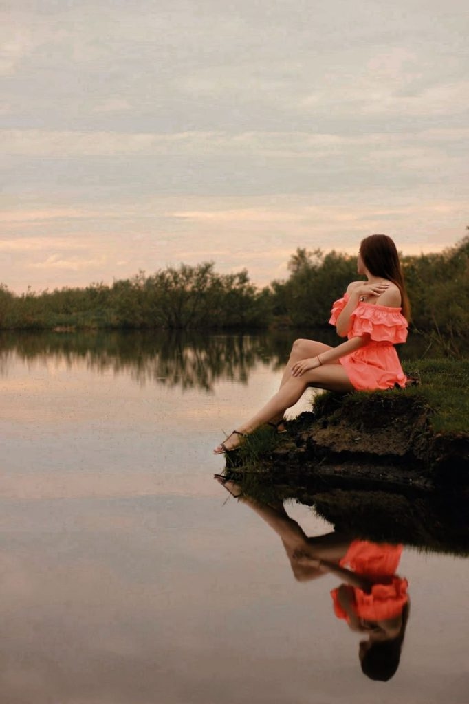 Эскорт модель Холли